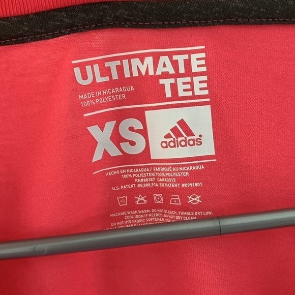 Adidas Ultimate Tee v-neck‎ t-shirt in pink size XS logo athletic - Picture 3 of 10